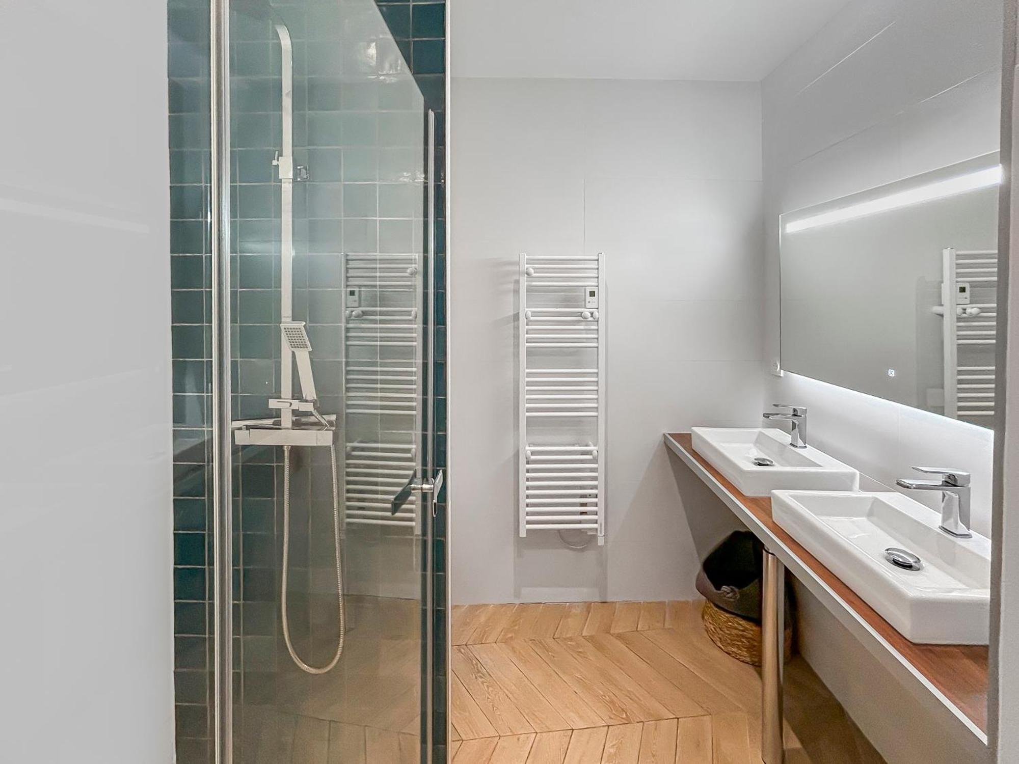 Hebergements Modernes & Cosy A Arles T3 Et T2 Elegants 外观 照片